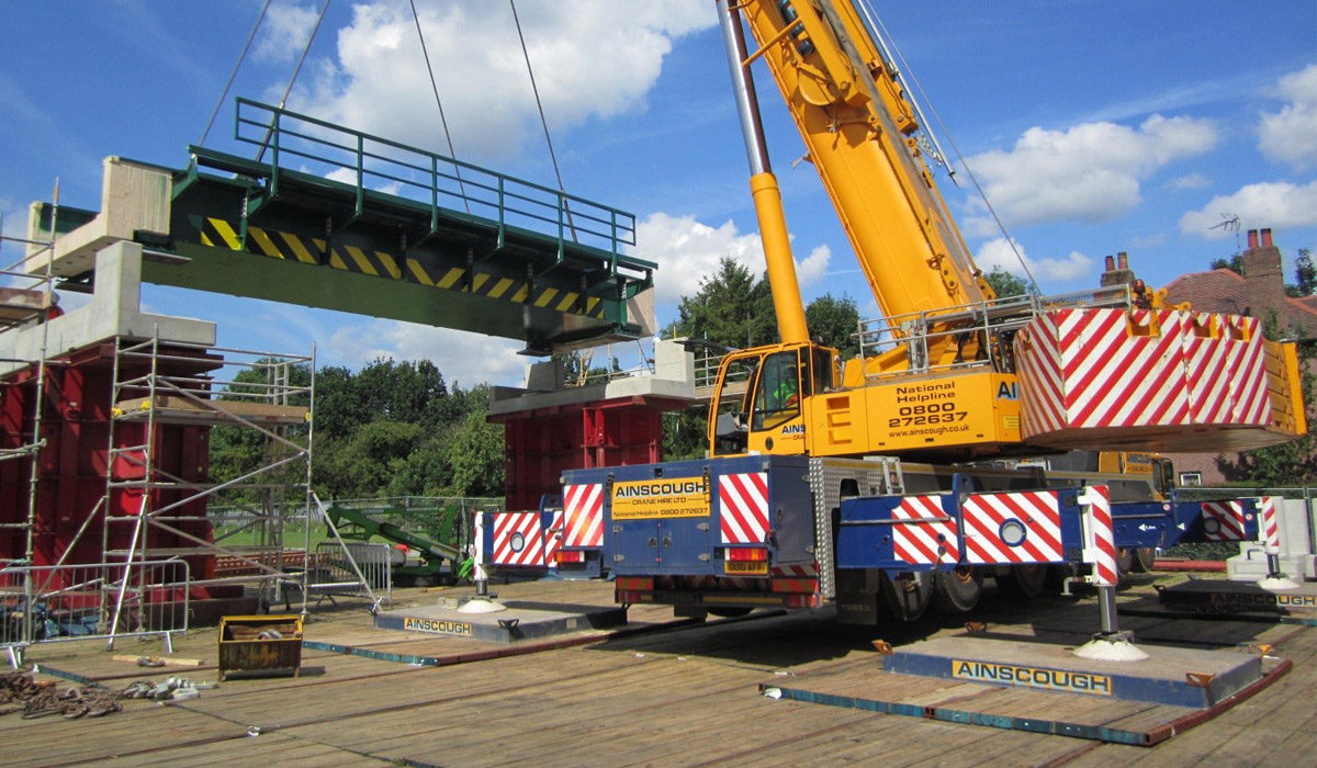 crane lifting bridge